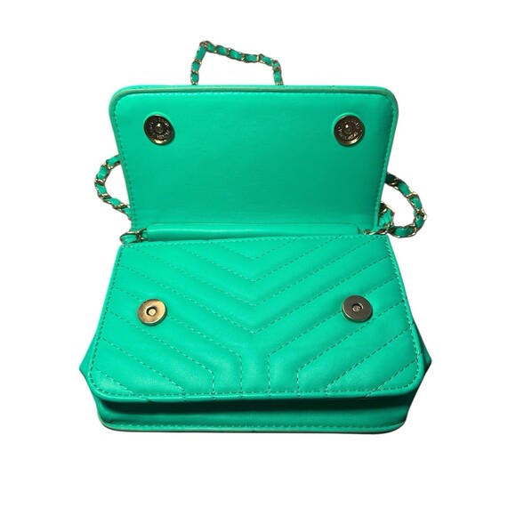 Vintage Mint Green Quilted Vinyl Shoulder Bag Gold Chain Strap - Picture 4 of 6